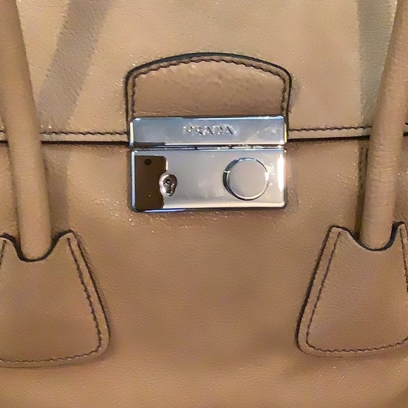 Prada shoulder bag - Picture 2 of 11